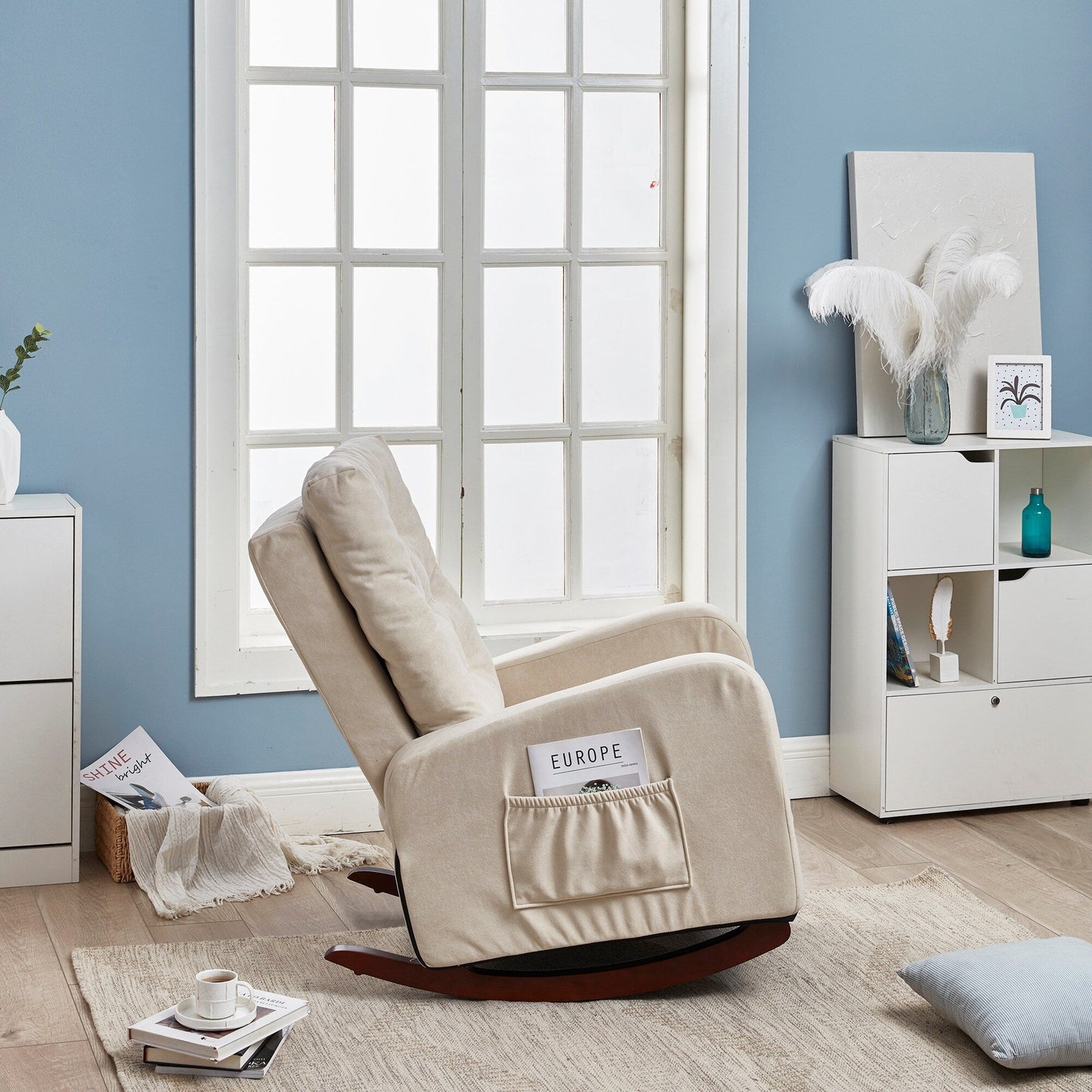Adjustable Reclining Sofa Chair for Balcony and Tatami, High Back Design with Solid Wood Legs, Side Pockets