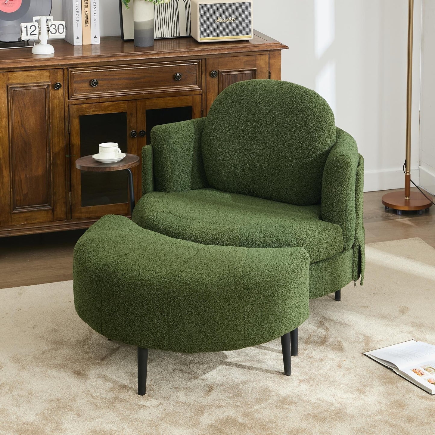 42.5 Single Sofa Chair with Cresent-Shaped Movable Footstool