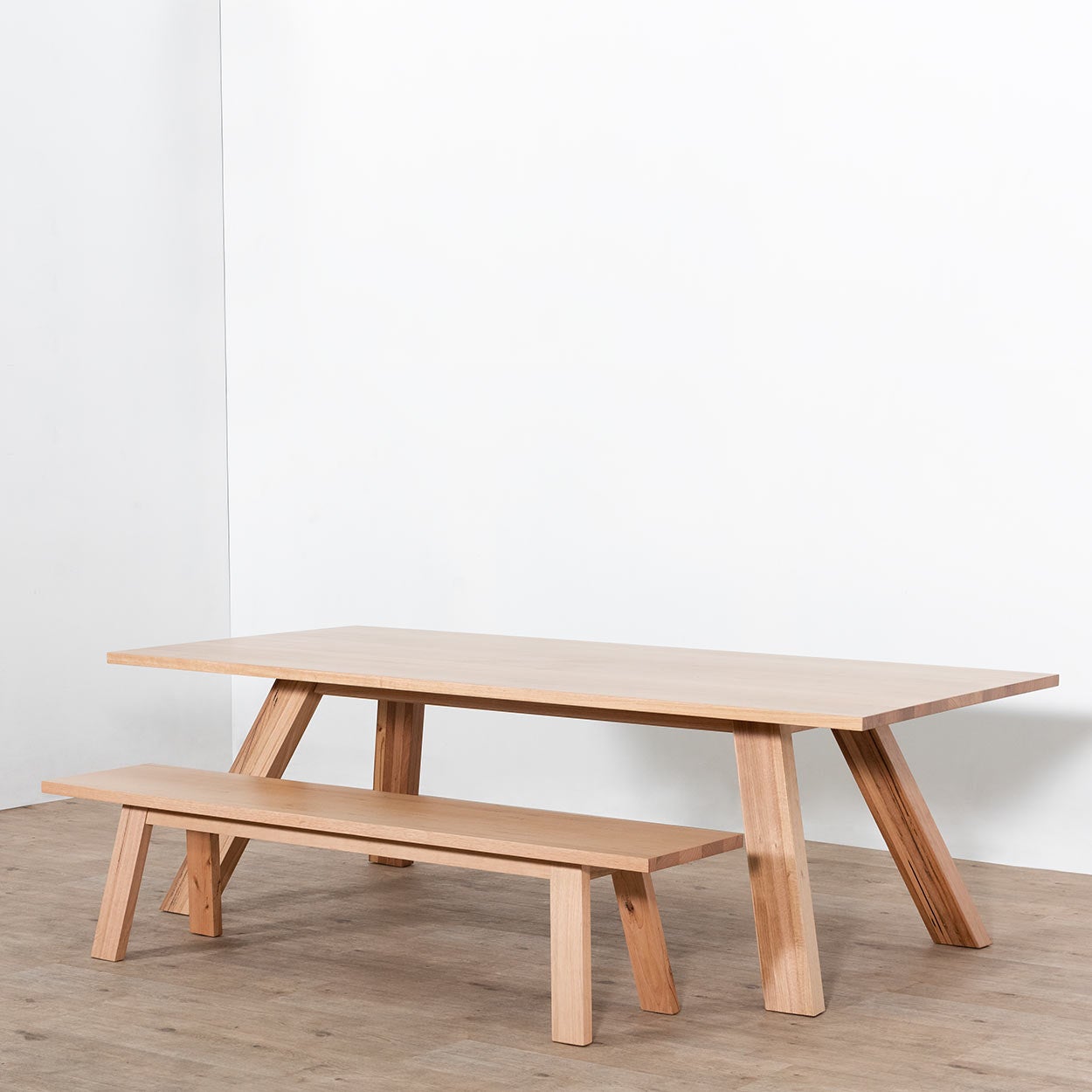 Alden 1.9m Bench - Messmate