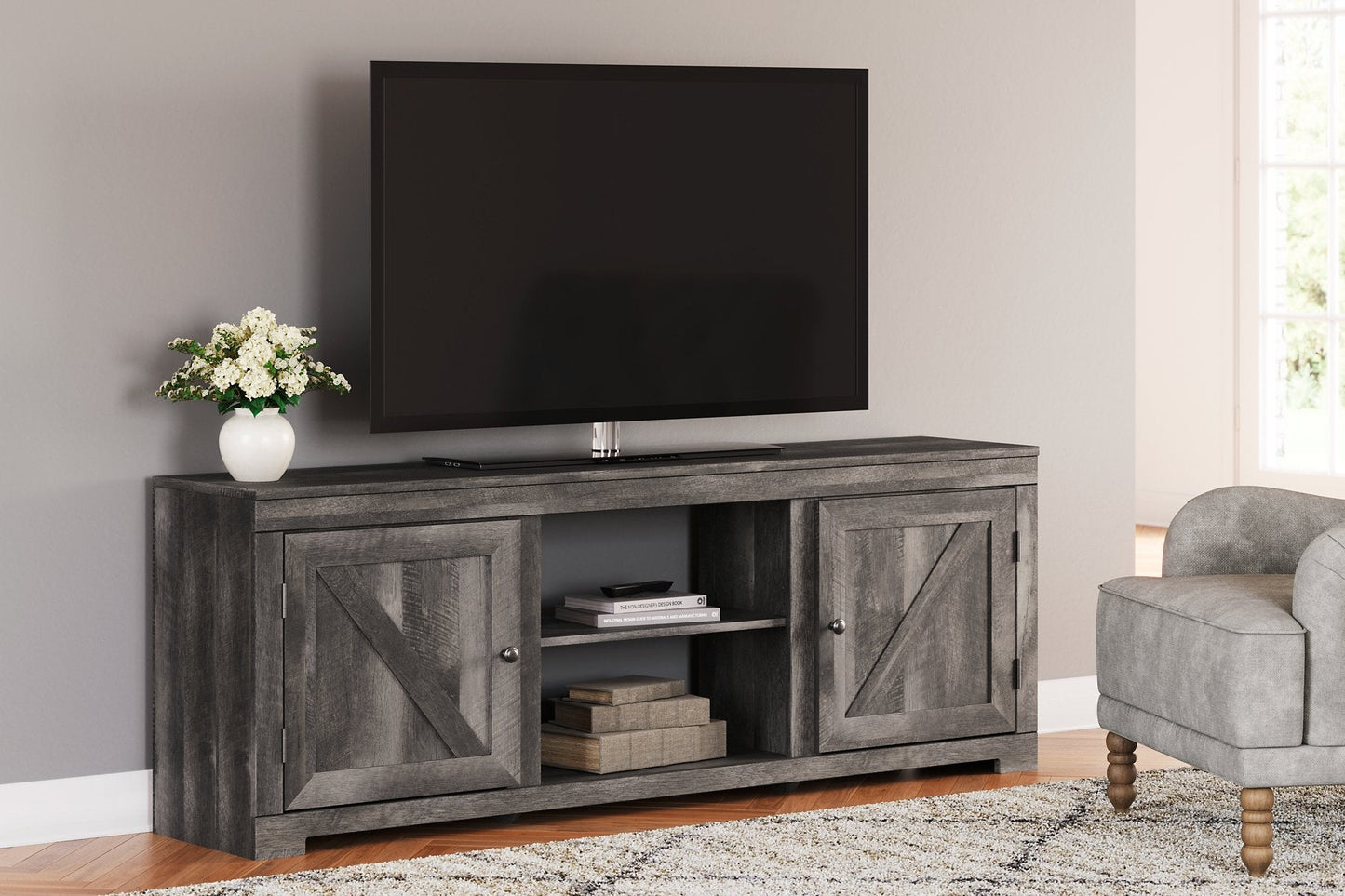 Wynnlow 72 TV Stand